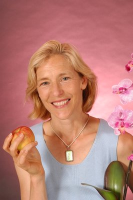 jeanne w pink apple